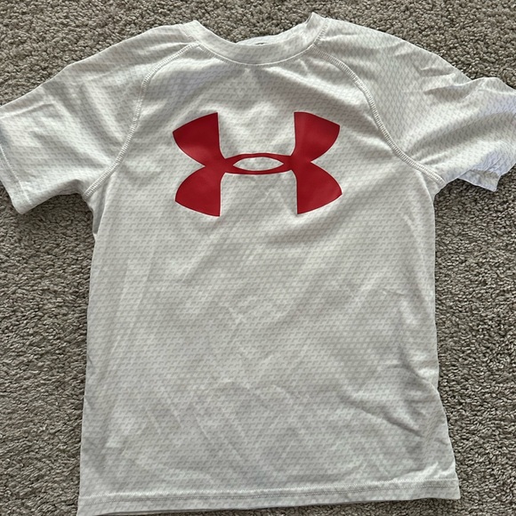 Under Armour Boys Shirt YSM-white and red - Picture 1 of 3